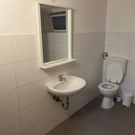 Gruenwald-immobilienservice Gmbh *